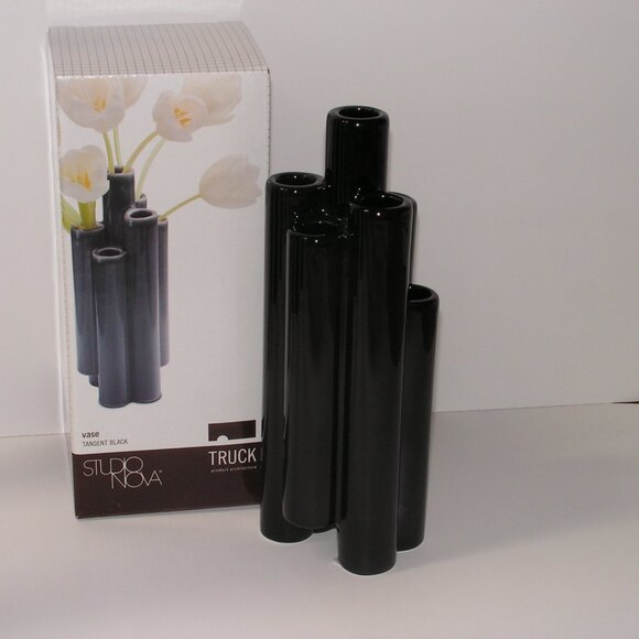 Mikasa Truck Tangent Vase Black Ceramic - Picture 8 of 14